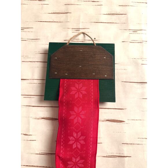 Christmas Card Holder Green Wooden Topper Reindeer Red Snowflake Ribbon - Picture 4 of 5